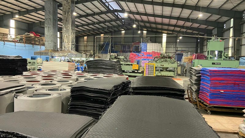 Tấm Foam Cao Su EVA Dày 1mm – 55mmx1.25mx2.5m