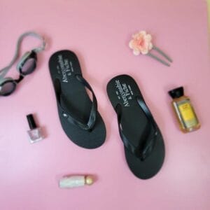 Dép Xỏ Ngón Màu Đen Aberconnbie & Fiche New YorkDép Xỏ Ngón Màu Đen Aberconnbie & Ficher New York 1