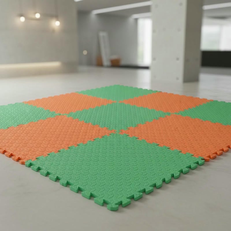 Thảm xốp ghép 60x60cm vệ sinh bằng khăn ẩm và dung dịch trung tính