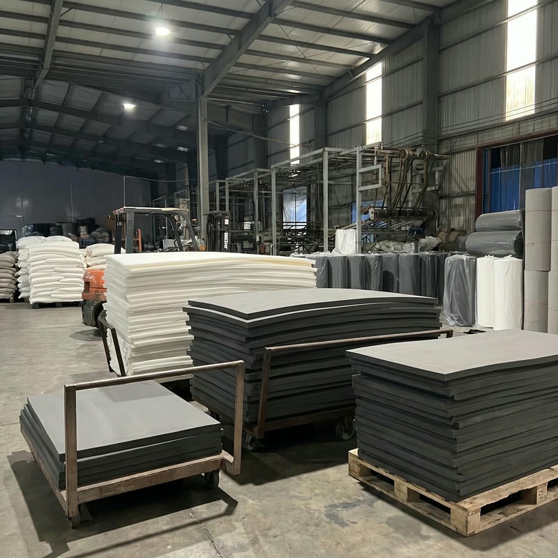Shore 30 - 45 mềm hơn, dễ nén hơn, phù hợp đệm và lót