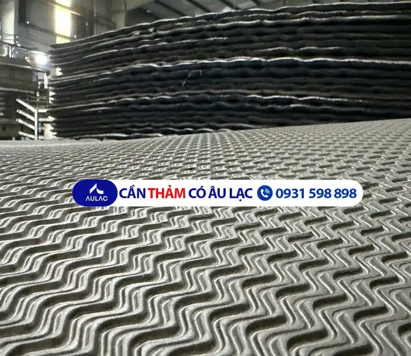 Xốp EVA lót nền chăn nuôi kích thước 1.25m 2.5m